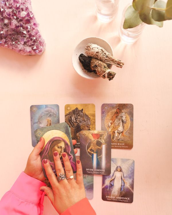 INTUITIV TAROT READING MED CHARLOTTE SVEDNER